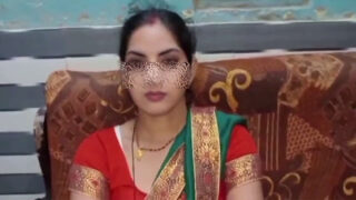 Gorgeous bhabhi cheats with her house owner for rent